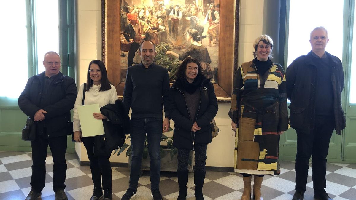 La família de Xavier Sitjes dona l’arxiu particular a l’Ajuntament de Manresa